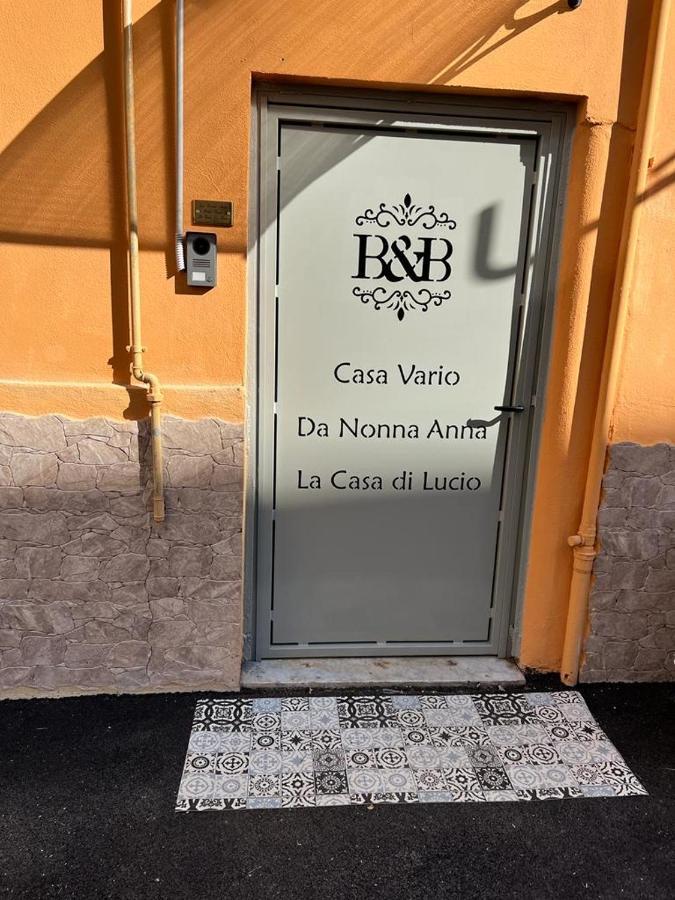 Bed and Breakfast Napoli Centro-La Casa Di Lucio Экстерьер фото